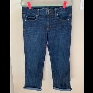 Women’s American Eagle Jeans: Artist Crop, size 12